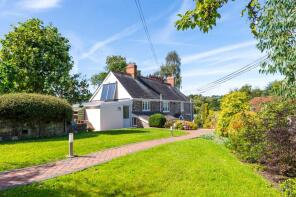 Willow Cottage, Wadeford Road, Wadeford, Chard TA20 3AP