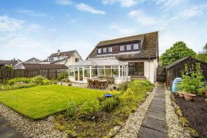 Cleadale, Libo Avenue, Uplawmoor G78 4AL