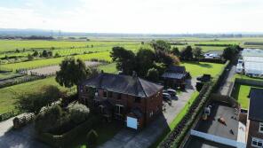 West View, Startley Nook, Whitestake PR4 4XW