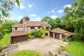 Huntsmead, The Street, Bristol BS40 8BB