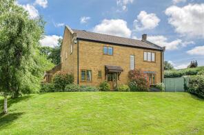 14, Pine Court, Northampton NN7 4EZ
