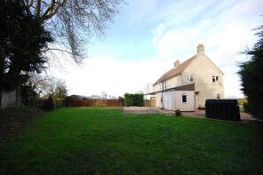9, Highfield, Holt NR25 7LF