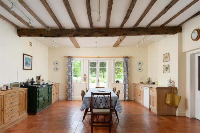 Kitchen /Breakfast Room