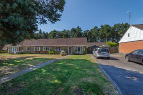 57, Greenways, Woodbridge IP12 3TP