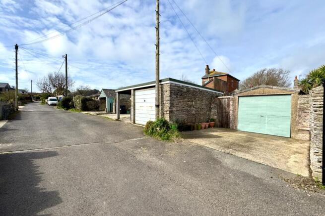 Garage (accessed from East Drove)