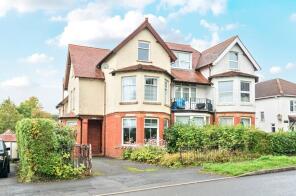 Oakfield, Broadway, Llandrindod Wells LD1 5HT