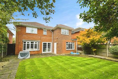 Shaftesbury Crescent, Staines-upon-Thames, Surrey, TW18