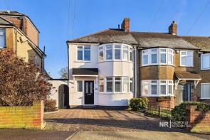 76, Chessington Hill Park, Chessington KT9 2BL