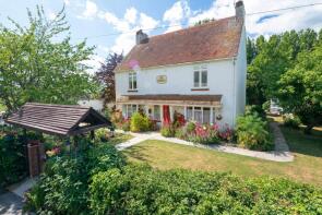 The Pebbles, Burmarsh Road, Hythe CT21 4NJ