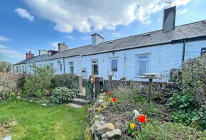 4, Pant Y Celyn, Tal Garnedd, Caernarfon LL54 6SB