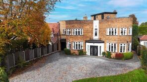 64, Redhouse Road, Wolverhampton WV6 8SP
