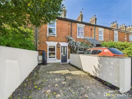 11, Eythrope Road, Aylesbury HP17 8PH