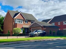 8, Kidnalls Drive, Lydney GL15 4UE