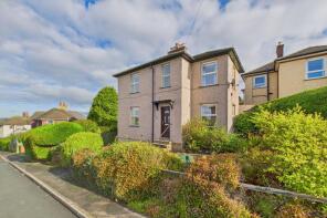 17, The Crescent, Thornhill CA22 2SR