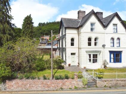 Trefeglwys Road, Llanidloes, Powys, SY18
