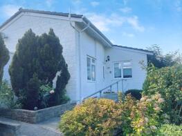2, Wesley Close, Wanstrow, Shepton Mallet BA4 4TA