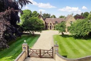 Clare House, Halse Road, Brackley NN13 6DY
