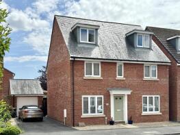 97, Dragon Rise, Norton Fitzwarren, Taunton TA2 6FA