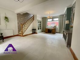 8, Woodland Terrace, Aberbeeg, Abertillery NP13 2EN