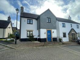 8, Jubilee Close, Newquay TR8 5SL