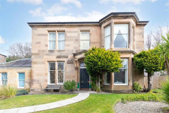 9 Craigmillar Park