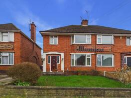 8, Moorland View Road, Chesterfield S40 3DE