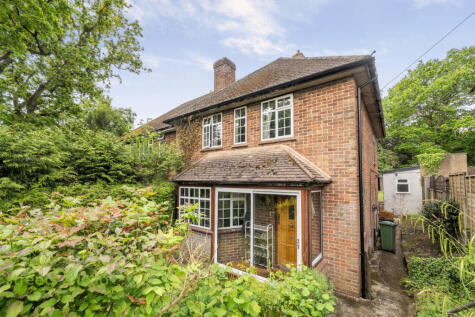 Clover Hill, Coulsdon, Surrey, CR5