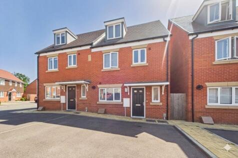 Garrett Drive, Shinfield, Reading, Berkshire, RG2