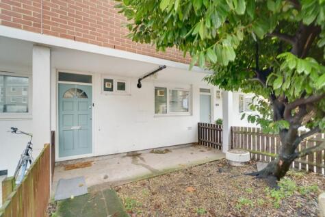 Blomfield Court, Westbridge Road, Wandsworth, SW11
