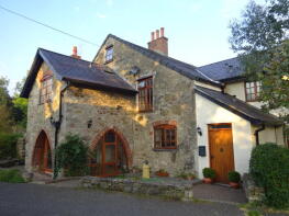 Yr Hen Ysgubor, Treborth Uchaf, Ffordd Bronwydd, Treborth LL57 2NX