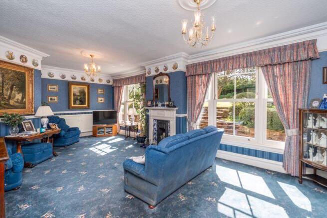 SITTING ROOM