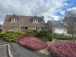 2, Whitehall Close, South Petherton TA13 5BB