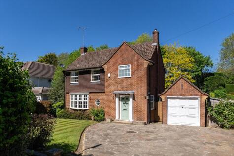 Stoke Road, Cobham, Surrey KT11
