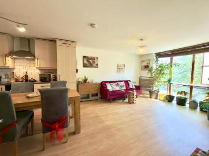 Smithsfield House, Station Road, Southwater, West Sussex