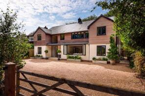 Medmerry Holt, Wineham Lane, Henfield BN5 9AY