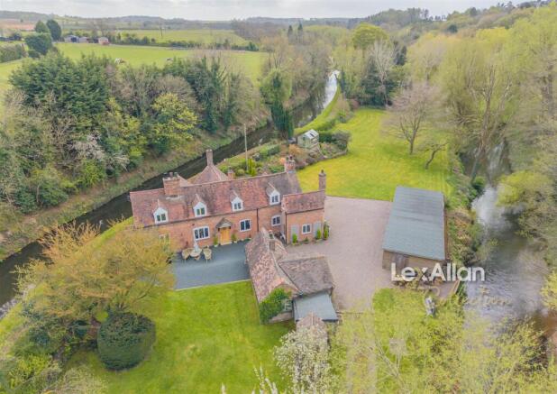 Old Mill Cottage Whittington Kinver 2.jpg