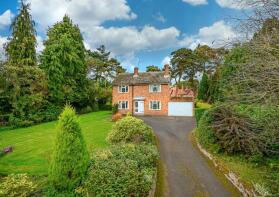 The Elms, Hallon, Bridgnorth WV15 5JZ