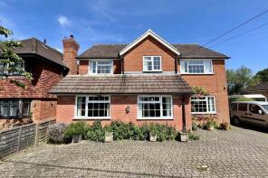 Lane End House, Teston Road, Offham, West Malling ME19 5PD
