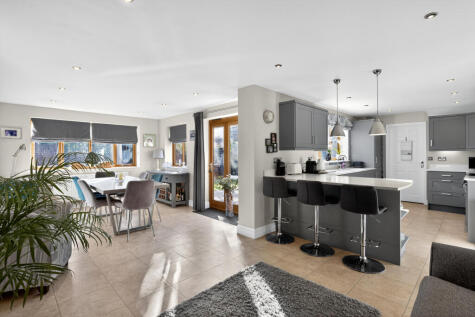 Martin Close, Oakham, LE15