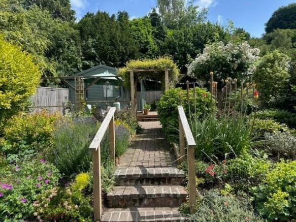 garden2.jpg