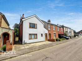 24, Meyrick Crescent, Colchester CO2 7QY