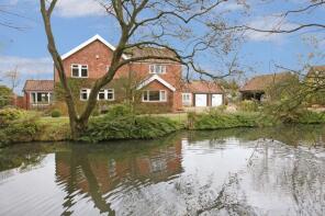 Barn House, Darrow Green Road, Harleston IP20 0AY