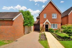 20, Halls Drive, Horsham RH12 4QN