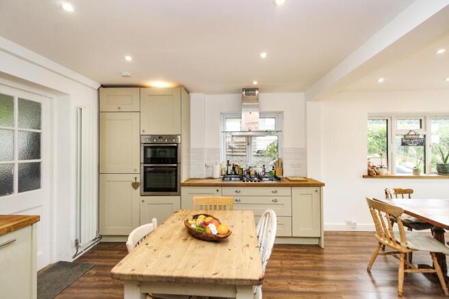 Kitchen/Dining Room