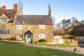 1 Laundry Cottage, The Green, Towcester NN12 8PN