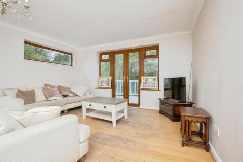 Denis Road, Burbage, Hinckley, LE10