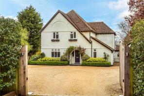 Hastead House, Hascombe Road, Godalming GU8 4AB
