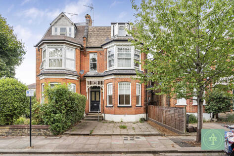 Haslemere Road, Winchmore Hill, London, N21