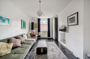 Flat 27, Aldwych Buildings, Parker Mews, London WC2B 5NT