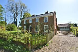 Swan House, Topcroft Street, Bungay NR35 2BL